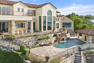 12600 Lyndon Dr, Austin, TX 78732 - Photo 27