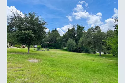 404 Valley View Drive, La Grange, TX 78945 - Photo 3