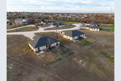 540-566 Crest Circle Drive, San Marcos, TX 78666 - Photo 13