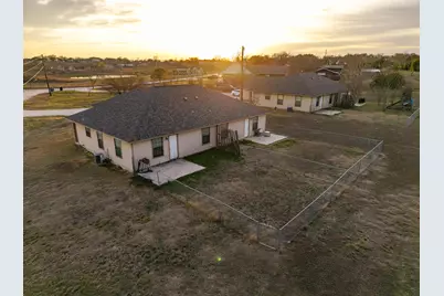 540-566 Crest Circle Drive, San Marcos, TX 78666 - Photo 21