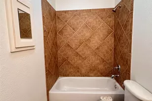 4713 Santa Anna St, Austin, TX 78721 - Photo 9