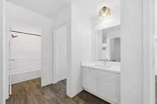 1106 Delano St, Austin, TX 78721 - Photo 17