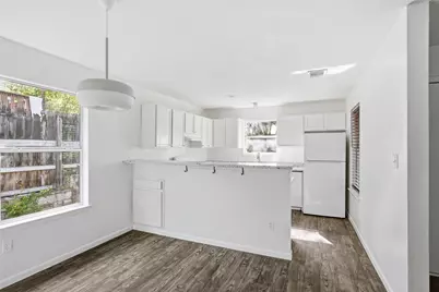 1106 Delano Street, Austin, TX 78721 - Photo 9