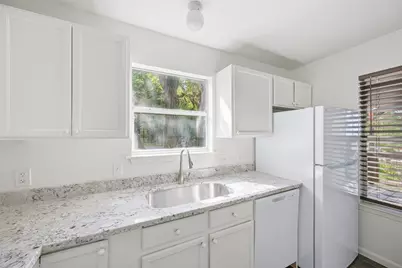 1106 Delano Street, Austin, TX 78721 - Photo 13