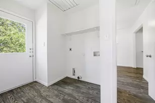 1106 Delano St, Austin, TX 78721 - Photo 19