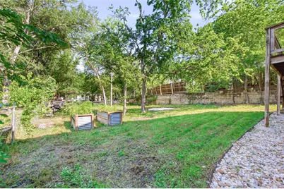 1106 Delano Street, Austin, TX 78721 - Photo 29