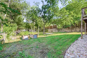 1106 Delano St, Austin, TX 78721 - Photo 29