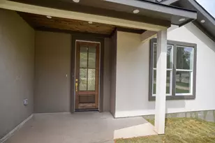 110 Mamalu, Bastrop, TX 78602 - Photo 3