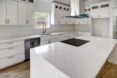 110 Mamalu, Bastrop, TX 78602 - Photo 9