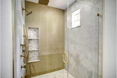 110 Mamalu, Bastrop, TX 78602 - Photo 21