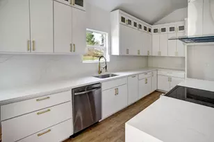 110 Mamalu, Bastrop, TX 78602 - Photo 11