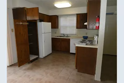 8705 Pineridge Drive #B, Austin, TX 78729 - Photo 7