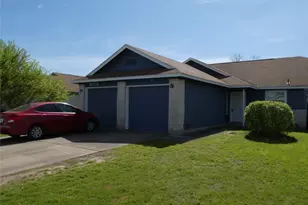 8705 Pineridge Dr, Austin, TX 78729 - Photo 1