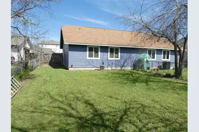 8705 Pineridge Drive #B, Austin, TX 78729 - Photo 3