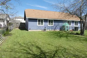 8705 Pineridge Dr, Austin, TX 78729 - Photo 3