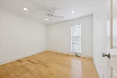 5820 Berkman Drive #203, Austin, TX 78723 - Photo 11