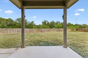 451 Butterfly Bush Ct, New Braunfels, TX 78130 - Photo 31