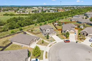 451 Butterfly Bush Ct, New Braunfels, TX 78130 - Photo 3