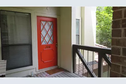 806 W 24th Street #200, Austin, TX 78705 - Photo 9