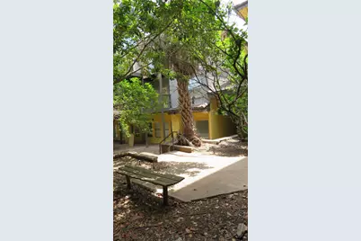 806 W 24th Street #200, Austin, TX 78705 - Photo 3