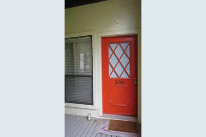 806 W 24th Street #200, Austin, TX 78705 - Photo 43