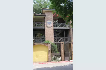 806 W 24th Street #200, Austin, TX 78705 - Photo 31