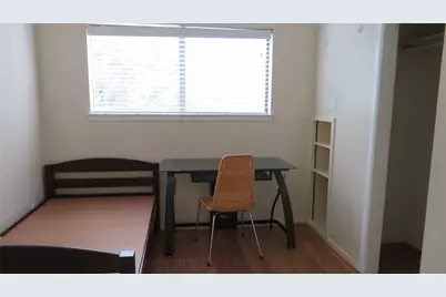 806 W 24th Street #200, Austin, TX 78705 - Photo 57