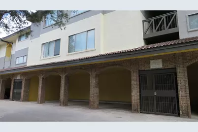 806 W 24th Street #200, Austin, TX 78705 - Photo 25