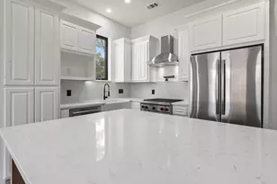 1710 Brassie St, Austin, TX 78741 - Photo 15