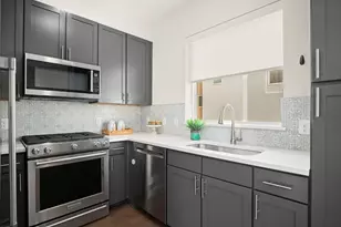 2827 Manor Rd, Austin, TX 78722 - Photo 9