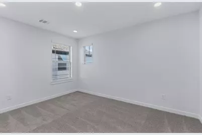 408 Bloomington Loop, Hutto, TX 78634 - Photo 31