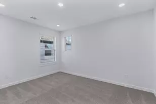 408 Bloomington Loop, Hutto, TX 78634 - Photo 31