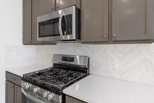 408 Bloomington Loop, Hutto, TX 78634 - Photo 17