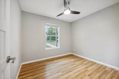 1111 Lawson Lane, Austin, TX 78702 - Photo 13