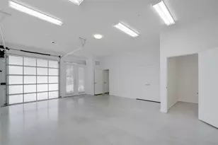 13130 Pond Springs Rd, Austin, TX 78729 - Photo 15