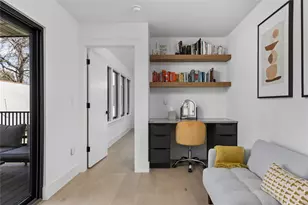 108 Comal St, Austin, TX 78702 - Photo 19