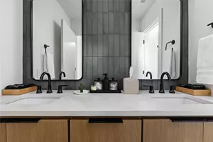 108 Comal St, Austin, TX 78702 - Photo 23