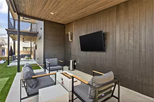 108 Comal St, Austin, TX 78702 - Photo 33