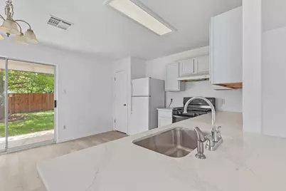 112 James Lin Circle, Kyle, TX 78640 - Photo 13