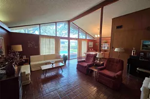 402 Honeycomb Ridge, Austin, TX 78746 - Photo 15