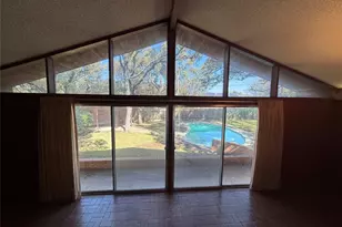 402 Honeycomb Ridge, Austin, TX 78746 - Photo 9