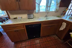 402 Honeycomb Ridge, Austin, TX 78746 - Photo 25