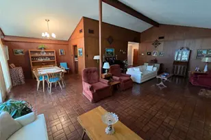 402 Honeycomb Ridge, Austin, TX 78746 - Photo 19