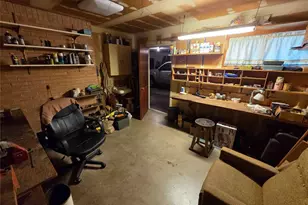 402 Honeycomb Ridge, Austin, TX 78746 - Photo 39