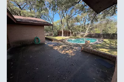 402 Honeycomb Ridge, Austin, TX 78746 - Photo 5