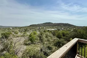 618 Hill St, Burnet, TX 78611 - Photo 3