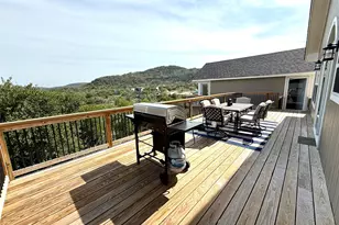 618 Hill St, Burnet, TX 78611 - Photo 7