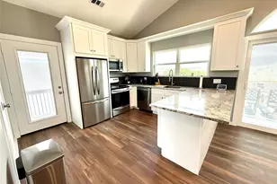 618 Hill St, Burnet, TX 78611 - Photo 11