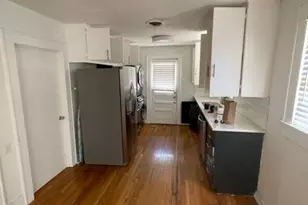207 W 39th St, Austin, TX 78751 - Photo 3