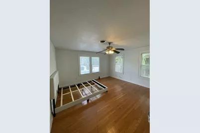 207 W 39th Street #B, Austin, TX 78751 - Photo 11